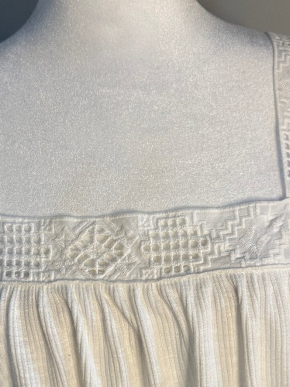 White Embroidered Square-Neck Camisole Top - Picture 2 of 3